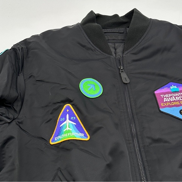 Men’s The Points Guy Awards 23 Black Uniqlo Bomber Jacket Large - Picture 4 of 13